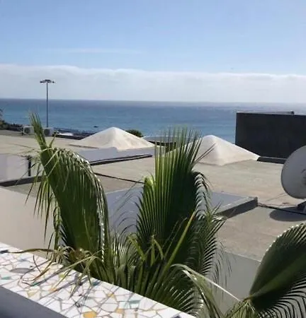 Stunning 2 Bedroom 2 Bathroom 2 Minutes To * Puerto del Carmen (Lanzarote)