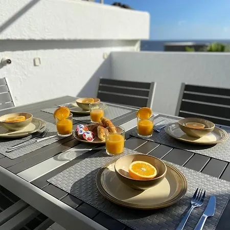Stunning 2 Bedroom 2 Bathroom 2 Minutes To Puerto del Carmen (Lanzarote)